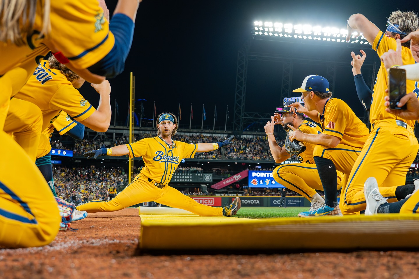 Image by First Fans First - The Savannah Bananas.